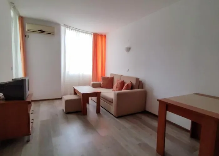 полюси 2 * סאני ביץ'